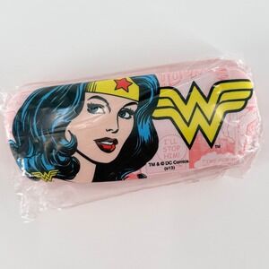 DC COMICS WONDER WOMAN Retro Comic Hard Shell Eyeglass Case Pink Red 13670 NEW